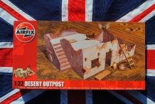 images/productimages/small/DESERT OUTPOST Airfix A06381 1;32 voor.jpg